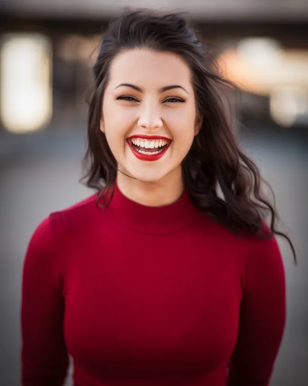 Sophie, a lifestyle blogger from Toronto
